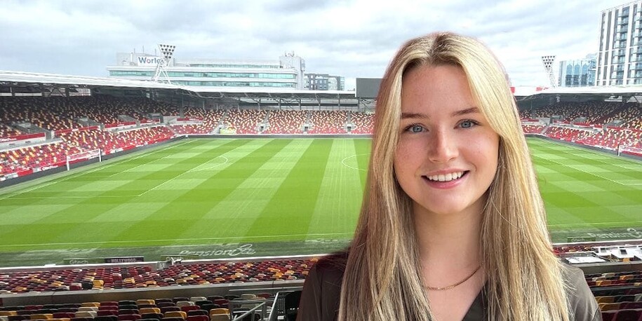 Women in Football MEET WOMEN IN FOOTBALL S 10 000th MEMBER IZZY MOWATT OF BRENTFORD FC
